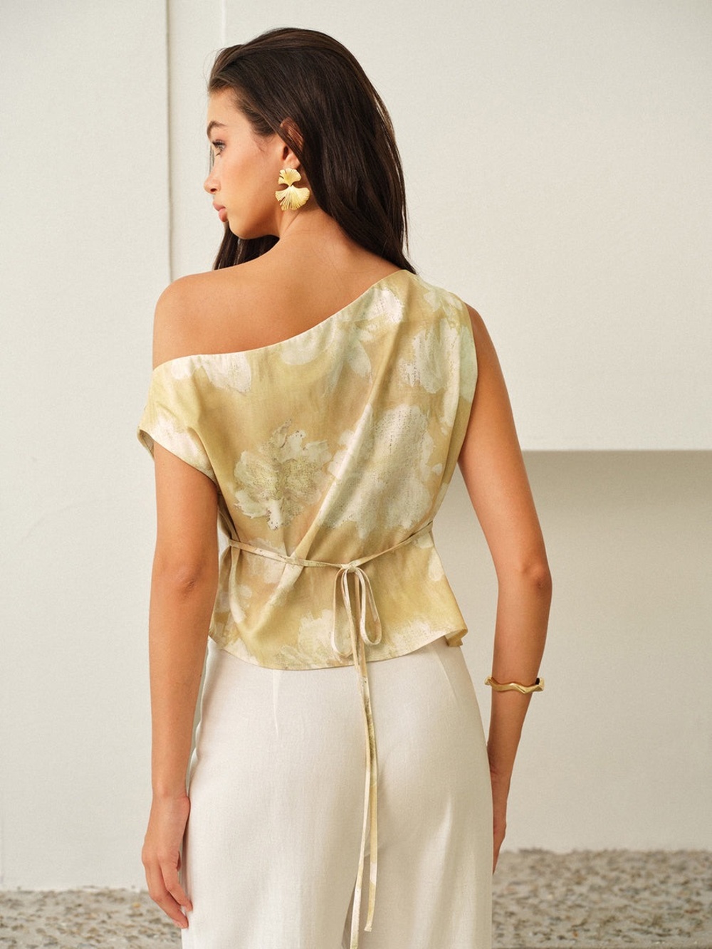 Commense One-Shoulder Floral-Patterned Top NWT - Picture 3 of 6